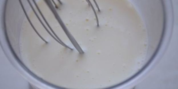 вареники из цельнозерновой муки с половинками слив