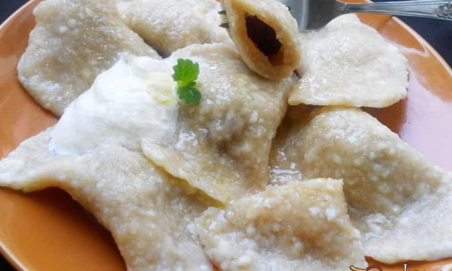 Рецепт вареников из творога с цельнозерновой мукой