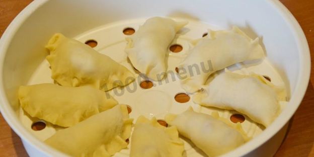 вареники на пару в мультиварке с вишнями