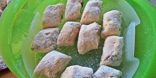 вареники с черносливом