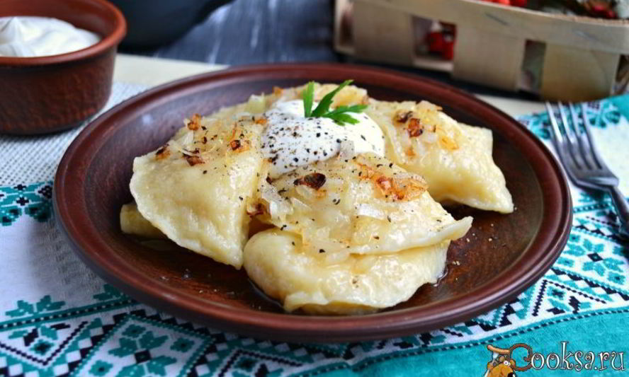 Рецепт вареников с картофелем и сыром на пару из творожного теста