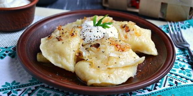 вареники с картофелем и сыром на пару из творожного теста