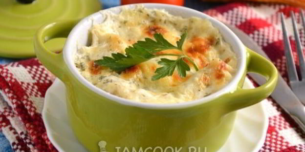 вареники с картофелем, запеченные под сырной корочкой