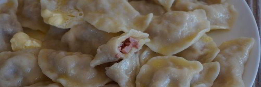 Вареники с колбасой