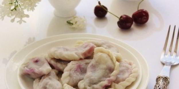 вареники с вишней из теста на воде