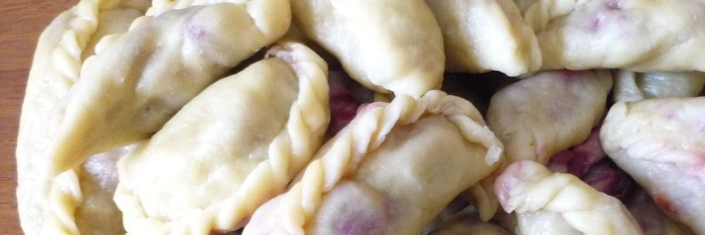 Вареники с вишней по-домашнему