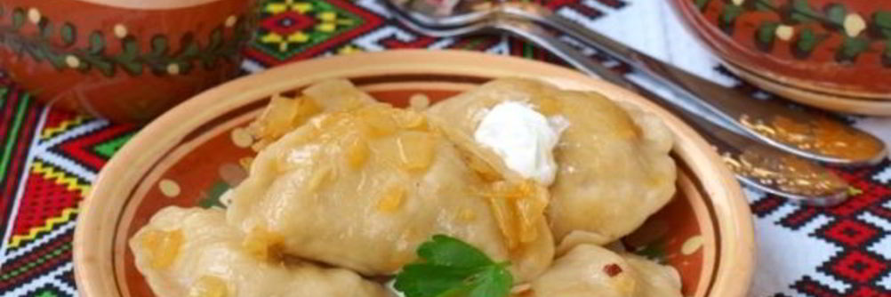 Вареники с жареной капустой