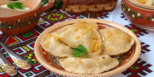 вареники с жареной капустой