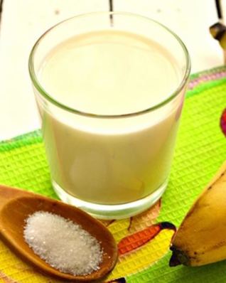 Банановый коктейль