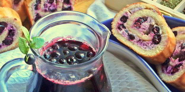 чернично-яблочный напиток