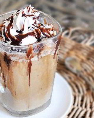 Холодный кофейный напиток фраппучино