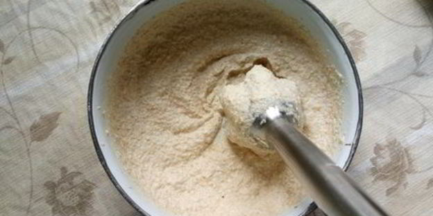 коктейль из зеленой гречки и фруктов