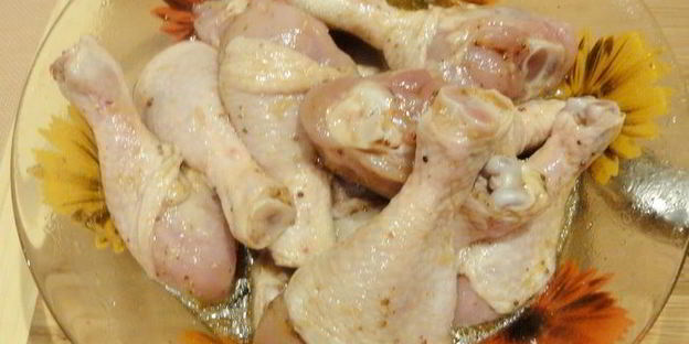 куриные ножки в кленовом сиропе, с соком лайма, имбирем и горчицей