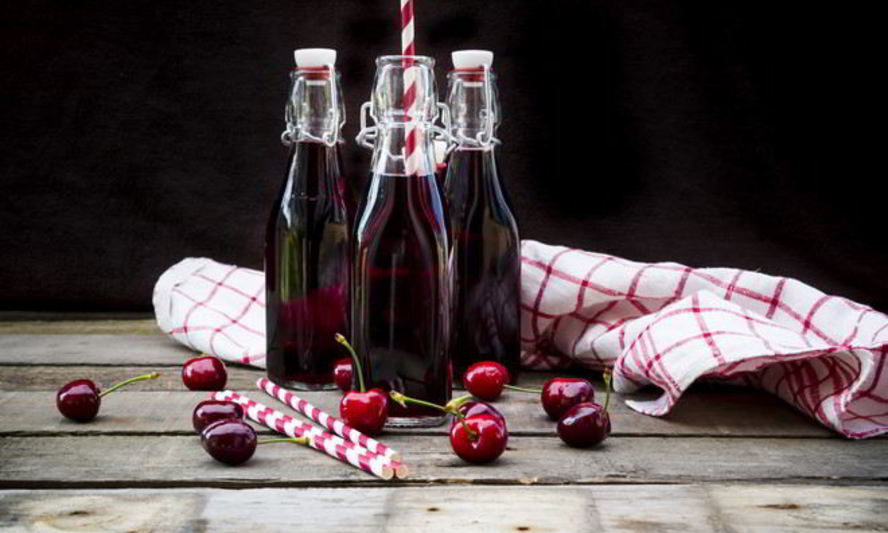 Рецепт морса из вишни с косточками