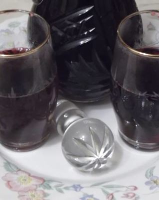 Напиток из черноплодной рябины