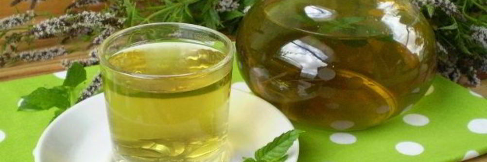 Освежающий напиток из мяты