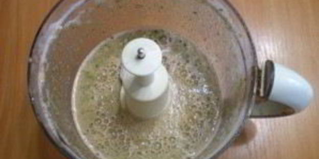 овощной зеленый коктейль