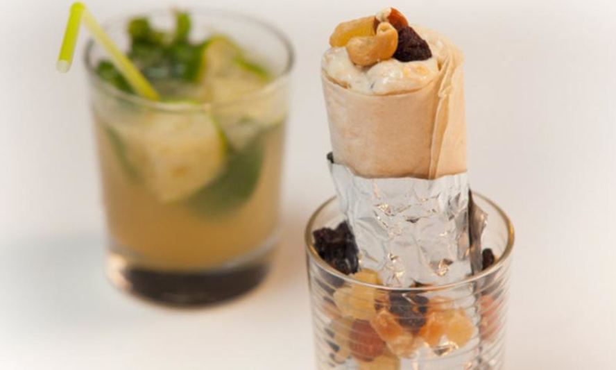 Рецепт творожного ролла и напиток из лайма