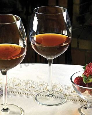 Вино из клубники клубничное