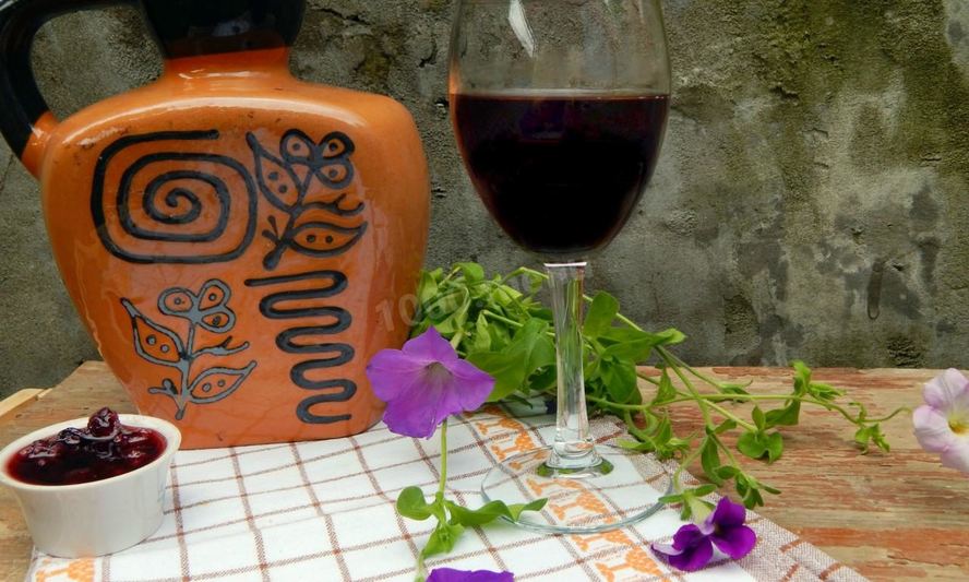 Рецепт вина из забродившего варенья