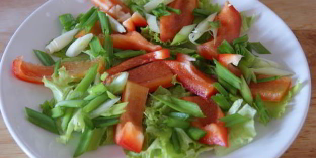 салат из говядины и сладкого перца