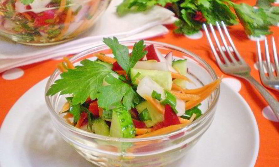 Рецепт салата из зелени и овощей