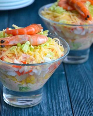 Салат коктейль с сыром