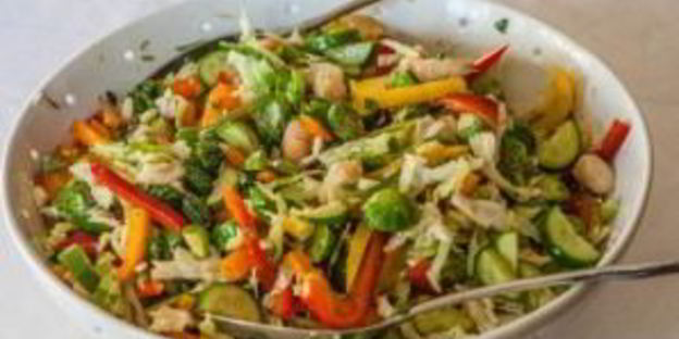 салат нежность с креветками