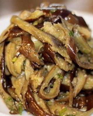 Салат по-корейски из баклажанов с кунжутом