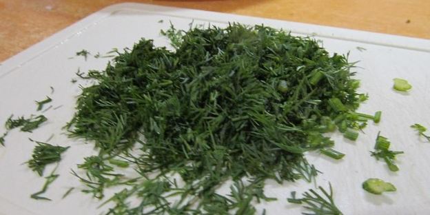 салат подсолнух с печенью трески