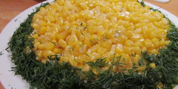 салат подсолнух с печенью трески