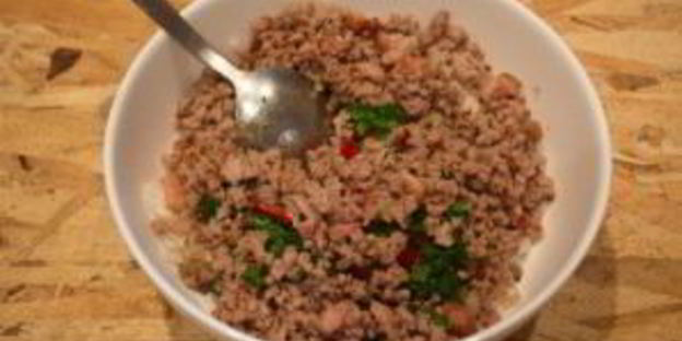 салат с фаршем мясным