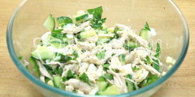 салат с курицей и огурцом