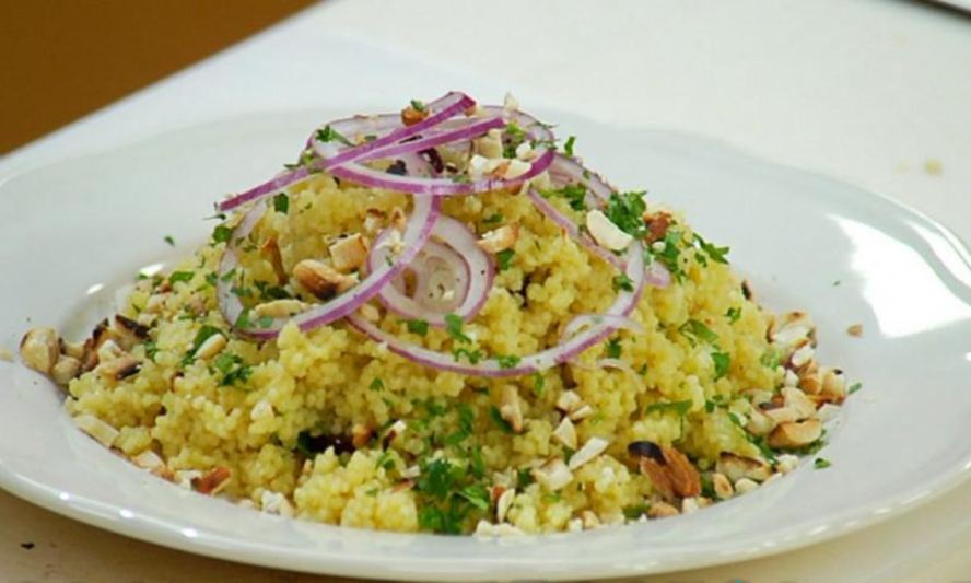 Рецепт салата с кускусом и сушеной клюквой