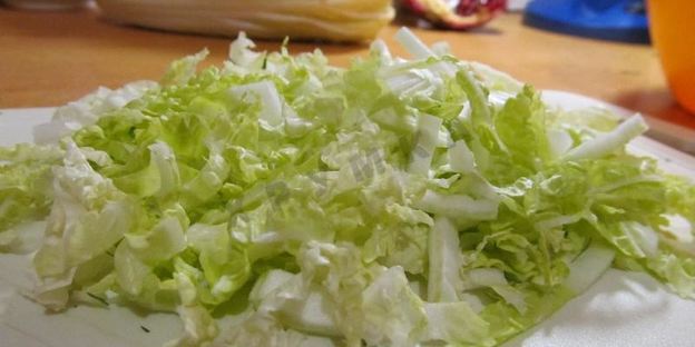 салат с пекинской капустой и гранатом витаминный