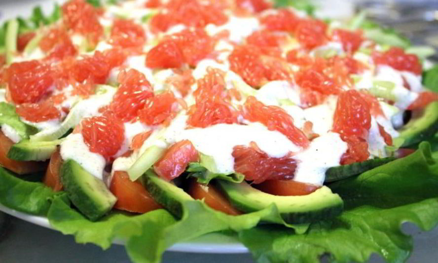 Рецепт салата с семгой и грейпфрутом