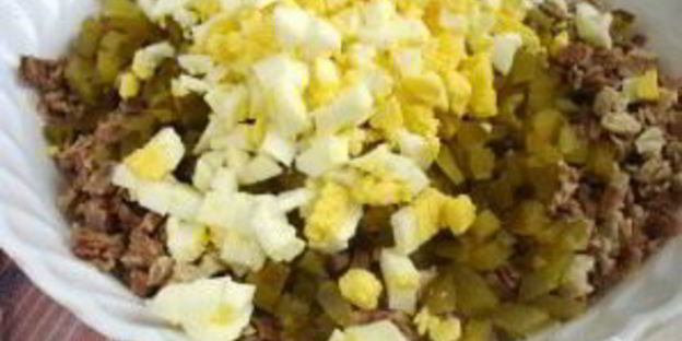 салат с вареным мясом