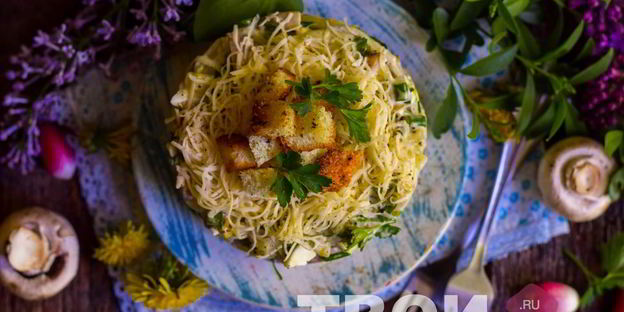 салат с языком и грибами
