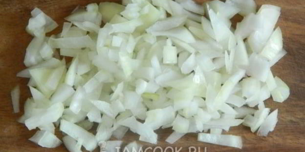 салат со свеклой, помидорами и луком на зиму