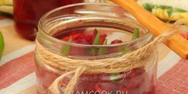 салат со свеклой, помидорами и луком на зиму