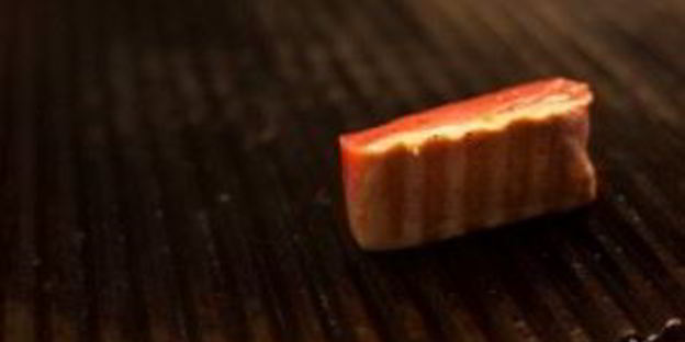 салат со свежим тунцом