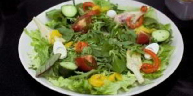 салат со свежим тунцом