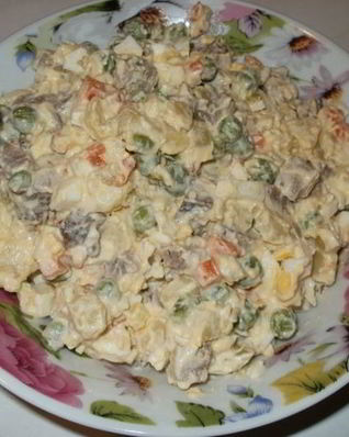 Салат Столичный с мясом