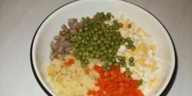 салат столичный с мясом