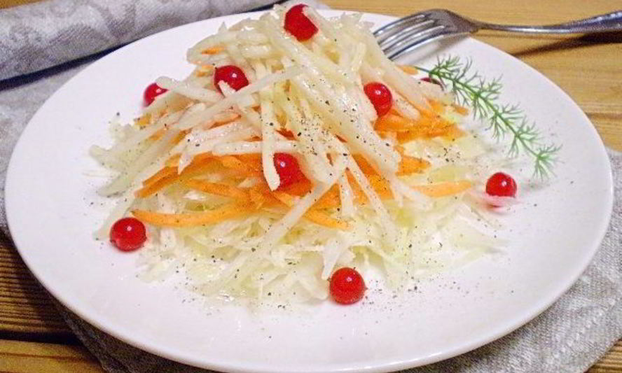 Рецепт салата витаминного с капустой и клюквой
