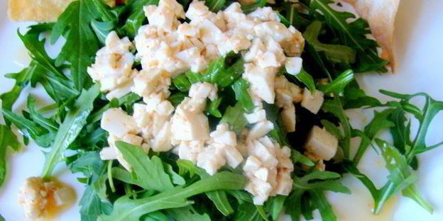 зеленый салат мерцающий