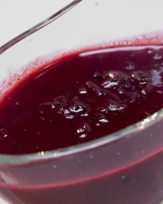 Брусничный соус с можжевельником