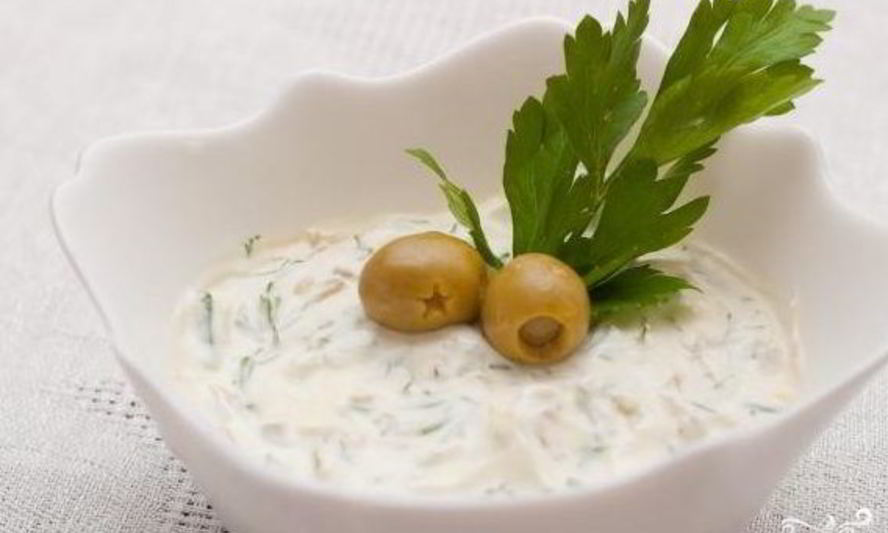 Рецепт чесночно-сметанного соус