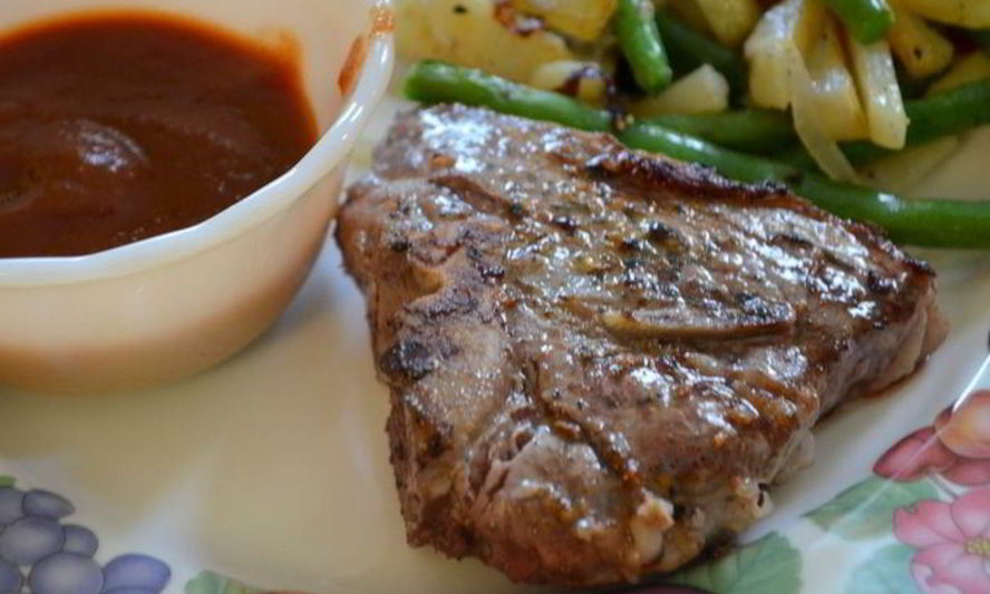 Рецепт домашнего соуса барбекю с отбивными из молодого барашка