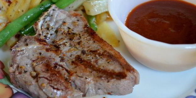 домашний соус барбекю с отбивными из молодого барашка